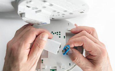Comment effectuer le remplacement de la batterie d’une alarme Hager ?
